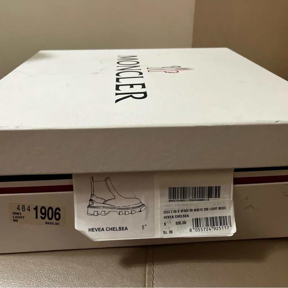 MONCLER Hevea Chelsea Light Beige Leather Boots, EU 39 - Picture 11 of 11